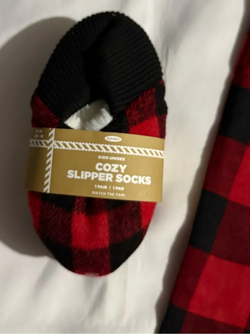 NWT Old Navy Red & Black Flannel Print Pajamas & Slippers Set